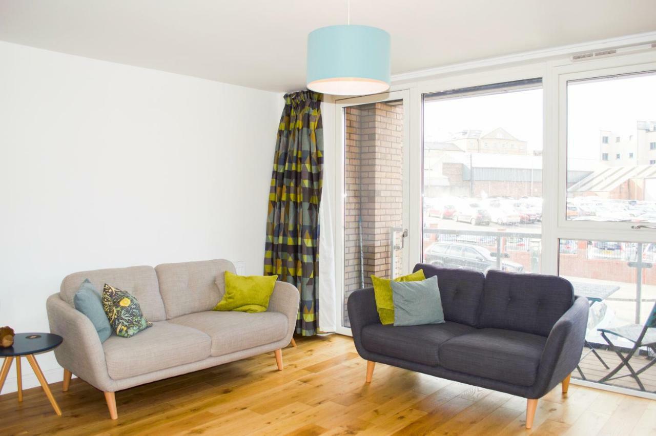 Modern Home By Leith Walk 에든버러 외부 사진